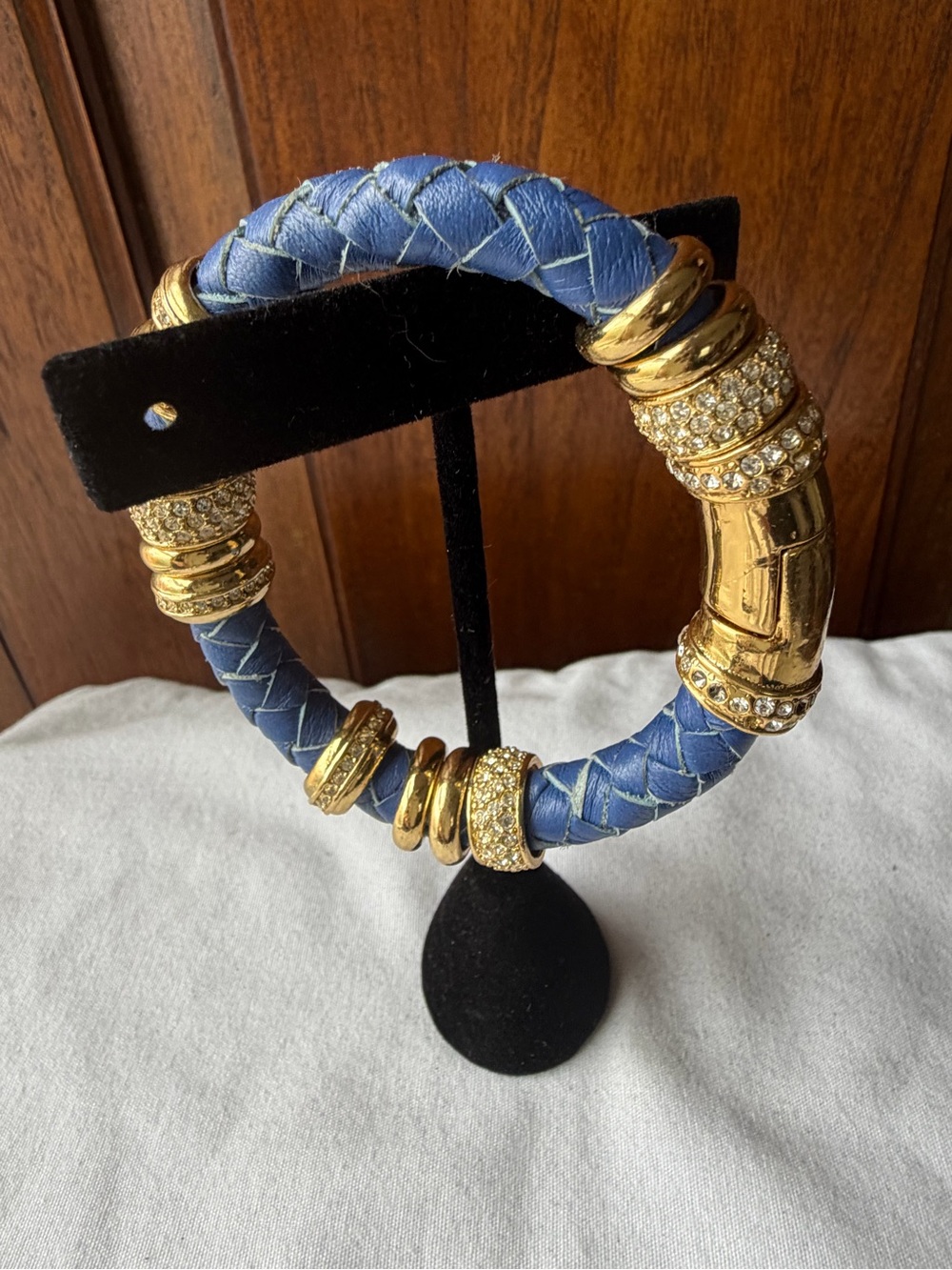 Serena Williams Blue Braided Leather Crystal Bracelet Gold Tone Magnetic